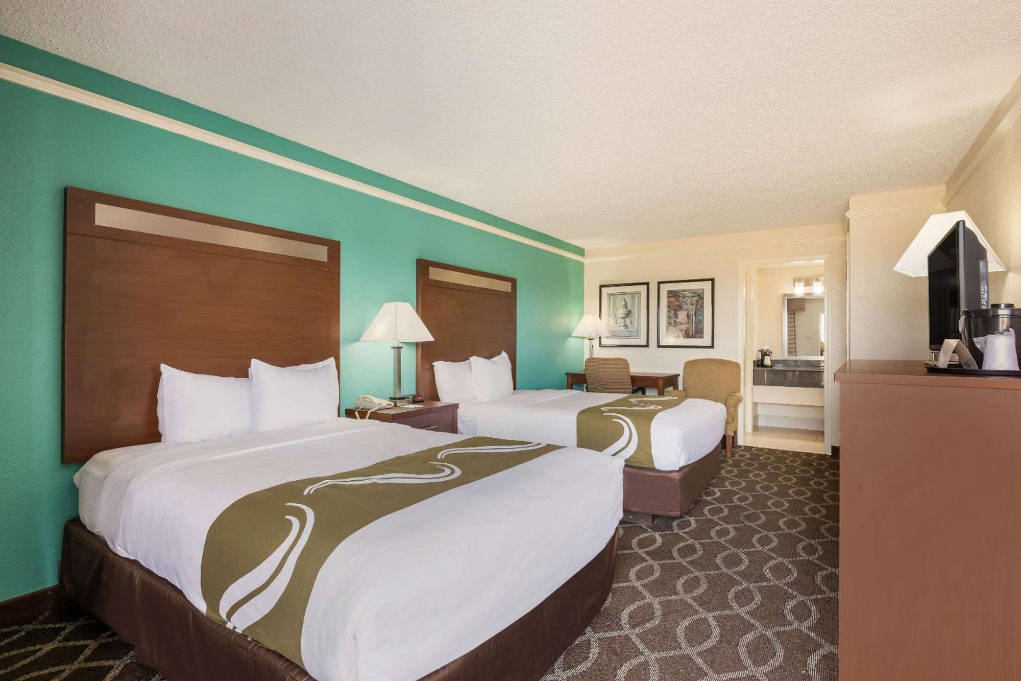 Quality Inn Tulsa Central Kültér fotó