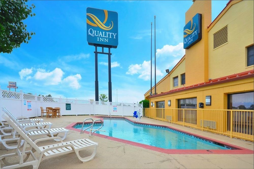 Quality Inn Tulsa Central Kültér fotó